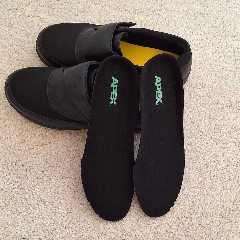 APEX, NWT,  8 XWide, Woman's Black Dress Shoes - Picture 7 of 8